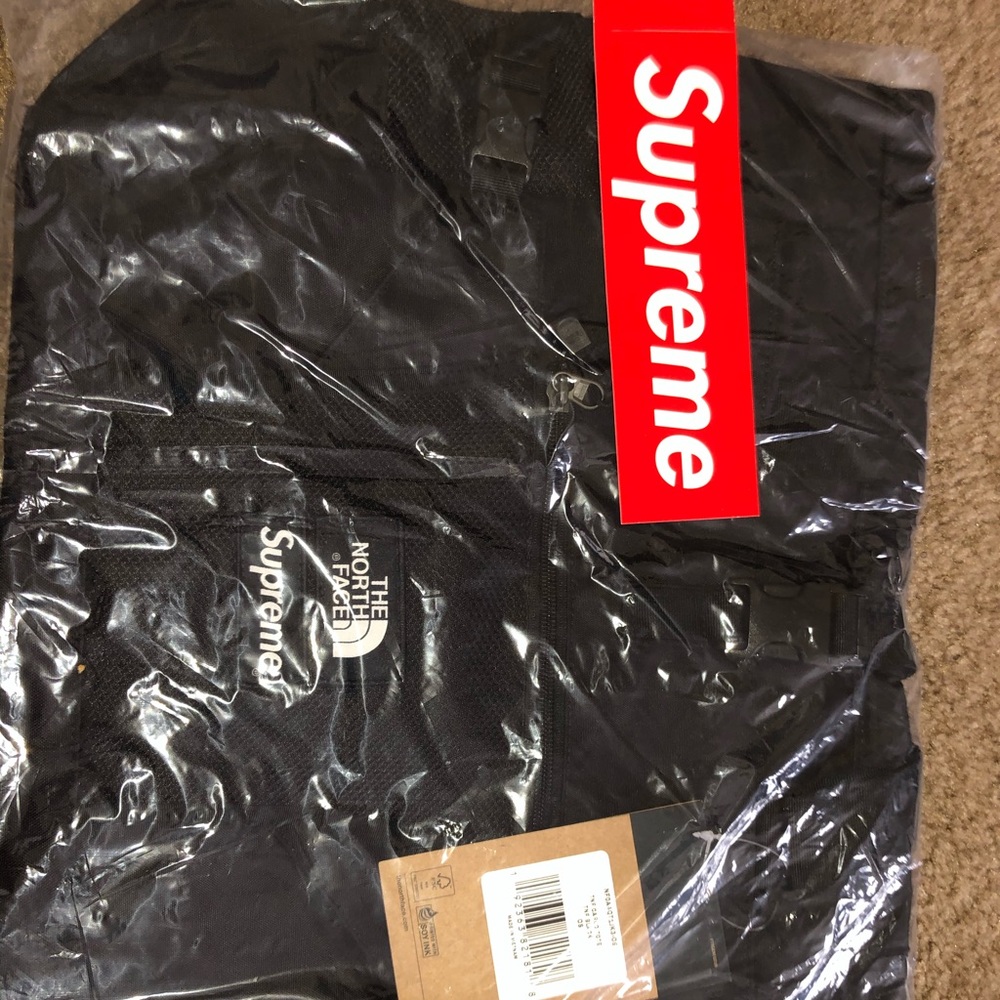 Supreme x North Face Tote